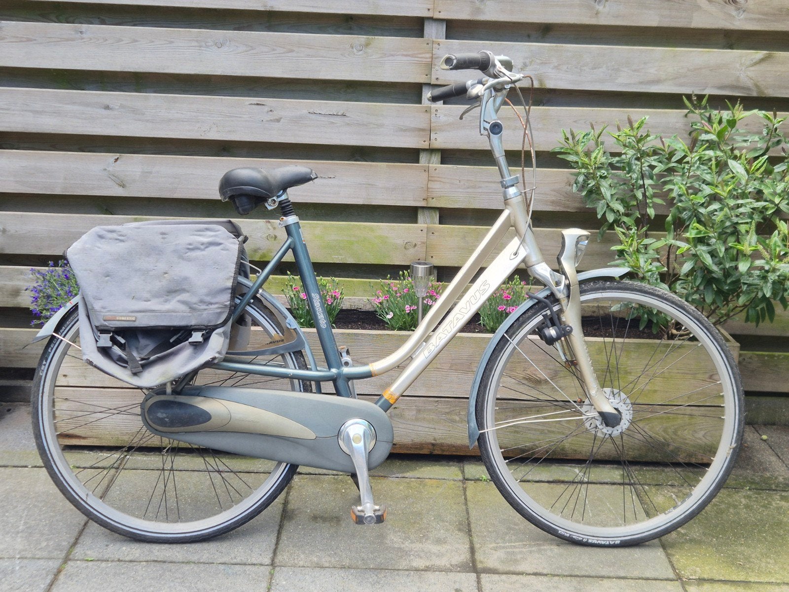 2 Opknapfietsen Batavus en Gazelle, Ophalen, Gebruikt, Batavus