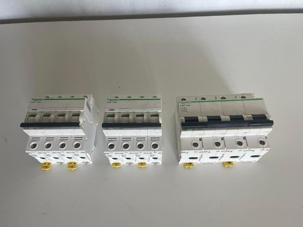 Schneider Electric C25A en C80A automaten, Ophalen, Gebruikt, Schakelaar