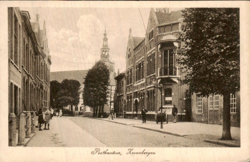 Zevenbergen - Postkantoor - Straatgezicht, Ophalen of Verzenden, 1920 tot 1940, Gelopen, Noord-Brabant