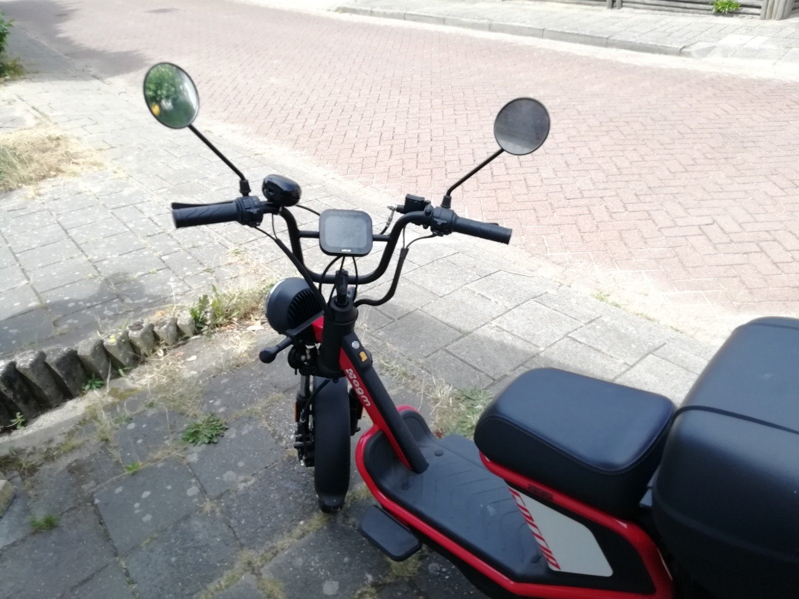 Goccia elektrische scooter met topkoffer, Ophalen, Zo goed als nieuw, Elektrisch, Overige merken