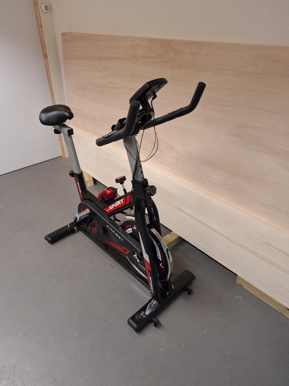 Te koop: Mooie sportieve hometrainer., Ophalen, Hometrainer