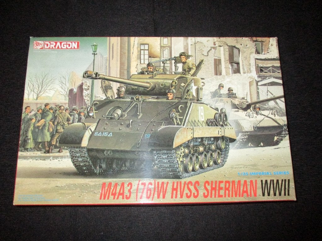 D-226,DRAGON 1-35,NO,9010,M4A3 (76)W HVSS Sherman WW II, Overige merken, 1:32 tot 1:50, Overige typen, Nieuw