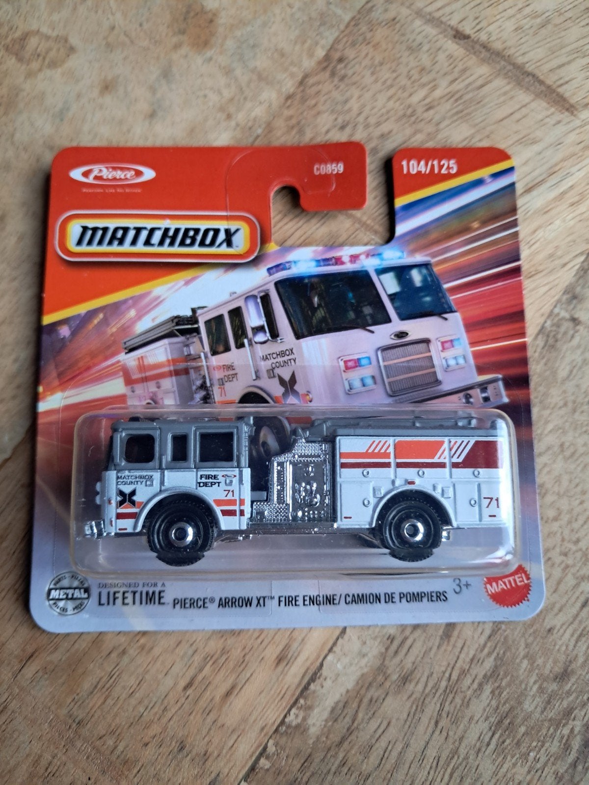 Matchbox Pierce Arrow Fire Engine nieuw in verpakking, Ophalen of Verzenden, Nieuw, Bus of Vrachtwagen
