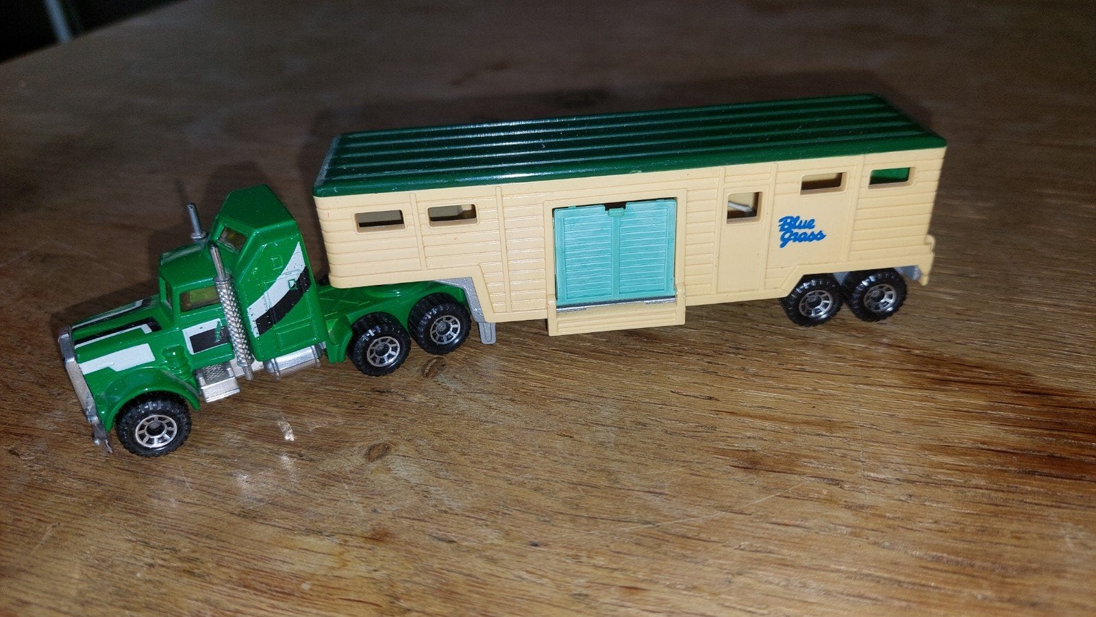 Matchbox speelgoedauto's - Diverse modellen, Hobby en Vrije tijd, Verzenden, Gebruikt