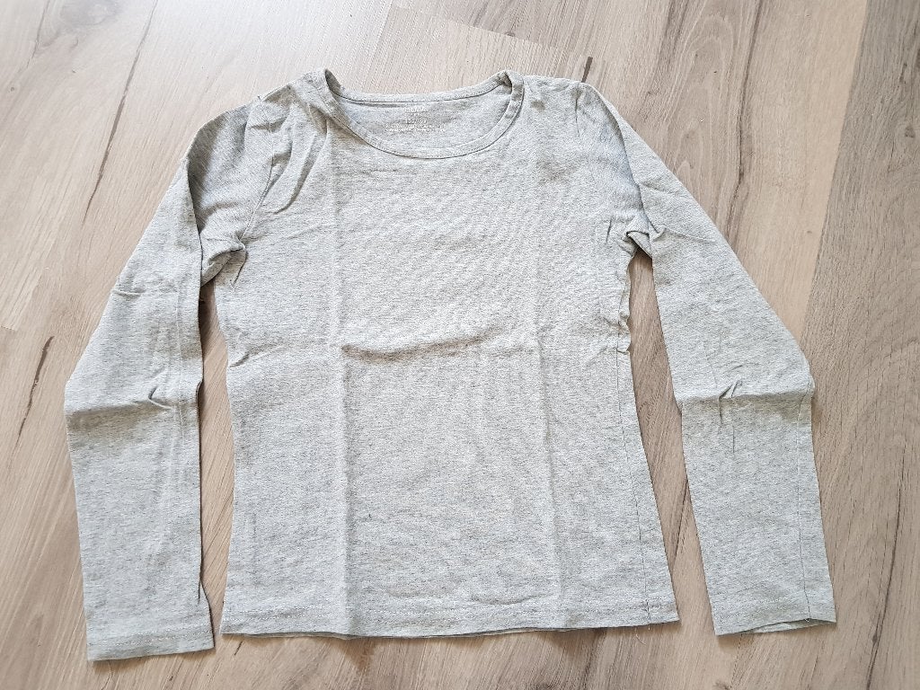 trui / basic maat 122 / 128 jongen / meisje, Ophalen of Verzenden, Zo goed als nieuw, Jongen of Meisje, Trui of Vest