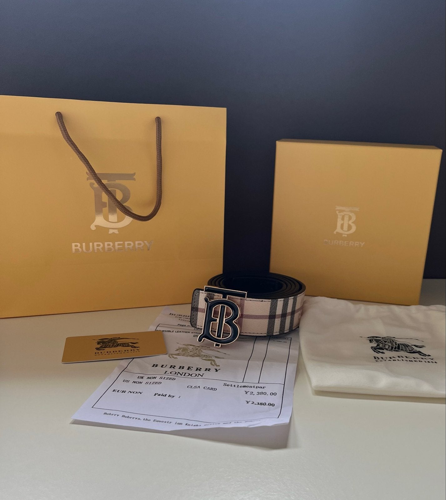 Burberry TB Reversible Riem 110 cm, Kleding | Heren, Riemen en Ceinturen, Ophalen of Verzenden, Zo goed als nieuw, Zwart, Echt leder