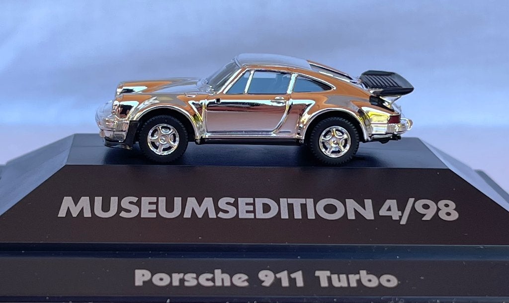 Herpa: Porsche 911 Turbo in chroom, Ophalen of Verzenden, Zo goed als nieuw, Auto, Herpa