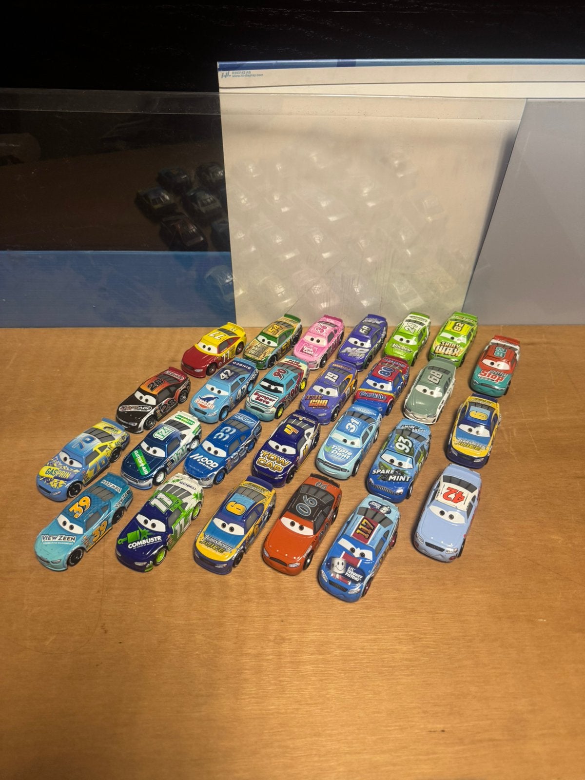 Mattel Disney Pixar Cars 26 Piston Cup Racers Racers, Kinderen en Baby's, Speelgoed | Speelgoedvoertuigen, Ophalen of Verzenden