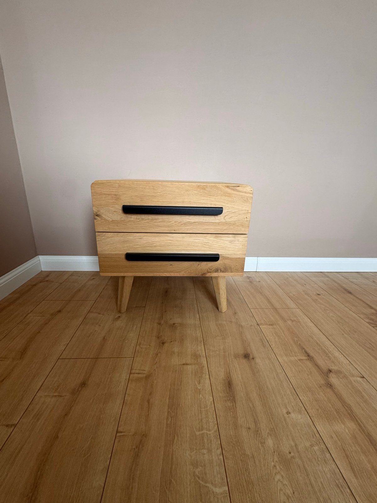 Twee nachtkastjes in nieuwstaat - 45x44x44 cm, Ophalen, Zo goed als nieuw, 45 tot 65 cm, Minder dan 55 cm