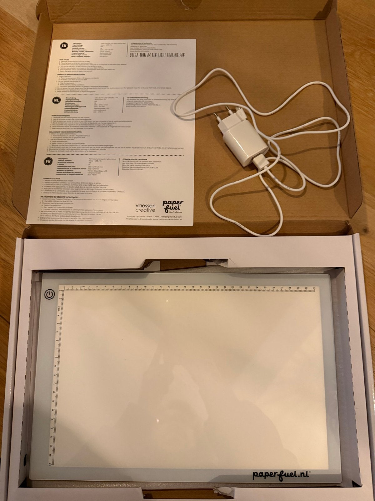 Paperfuel Ultra-dunne A4 LED lichtbak (dimfunctie werkt niet, Ophalen of Verzenden, Zo goed als nieuw, Overige typen