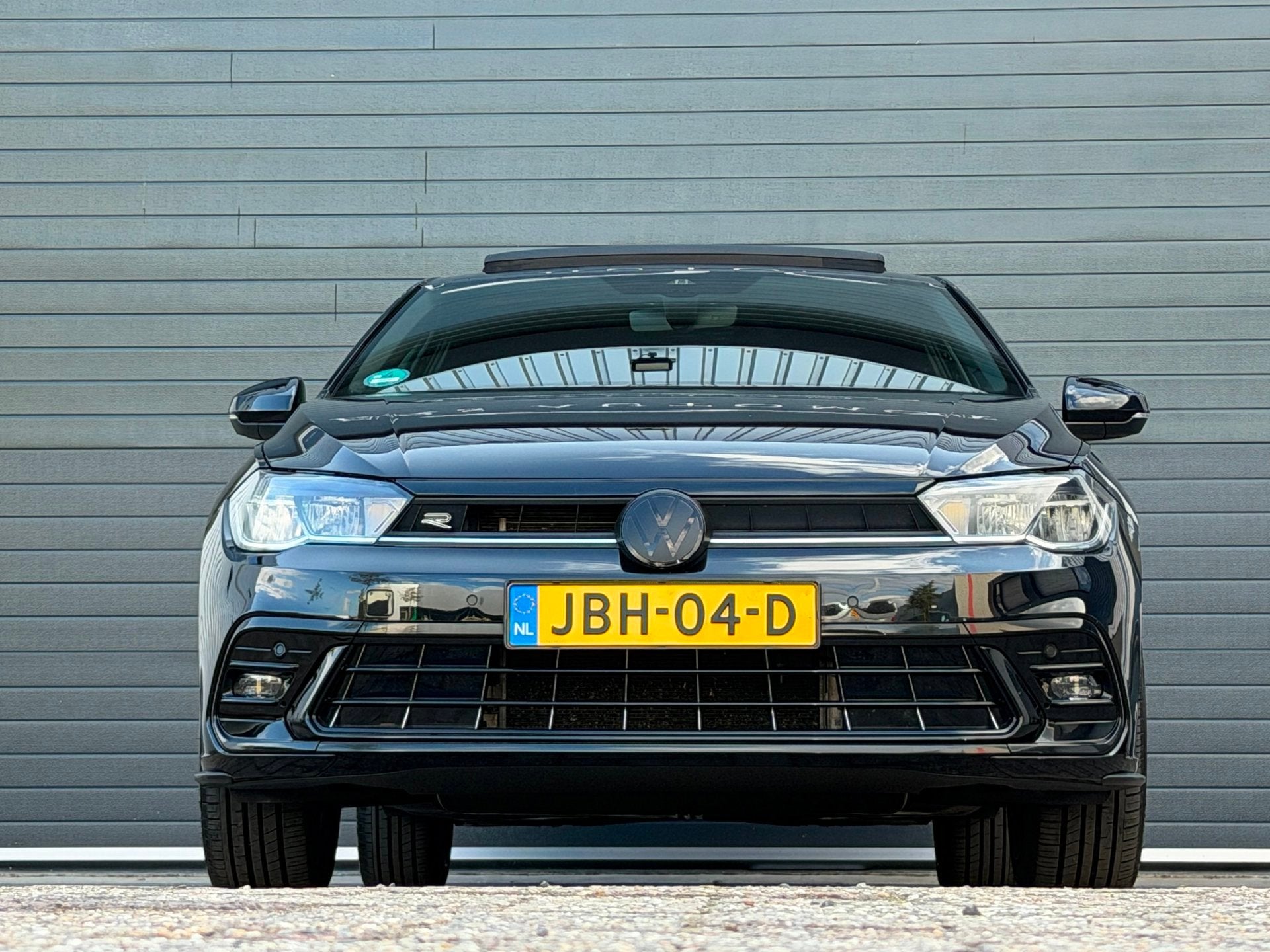 Volkswagen POLO 1.0 TSI R-Line Business|PANO|VIRTUAL|17"|STO, Dealer onderhouden, Gebruikt, 95 pk, 1104 kg