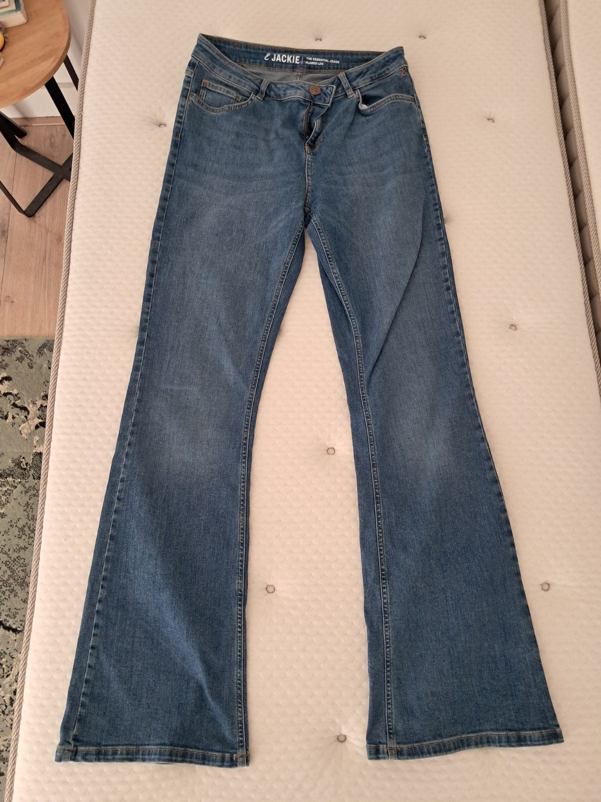 Miss E & Jackie Flared Jeans - Zo goed als nieuw, Kleding | Dames, Blauw, Ophalen of Verzenden, Zo goed als nieuw, Miss E & Jackie