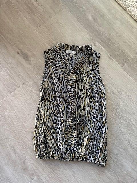 Hemdje maat S, Enjoy Womanswear, Zwart, Ophalen of Verzenden, Zo goed als nieuw