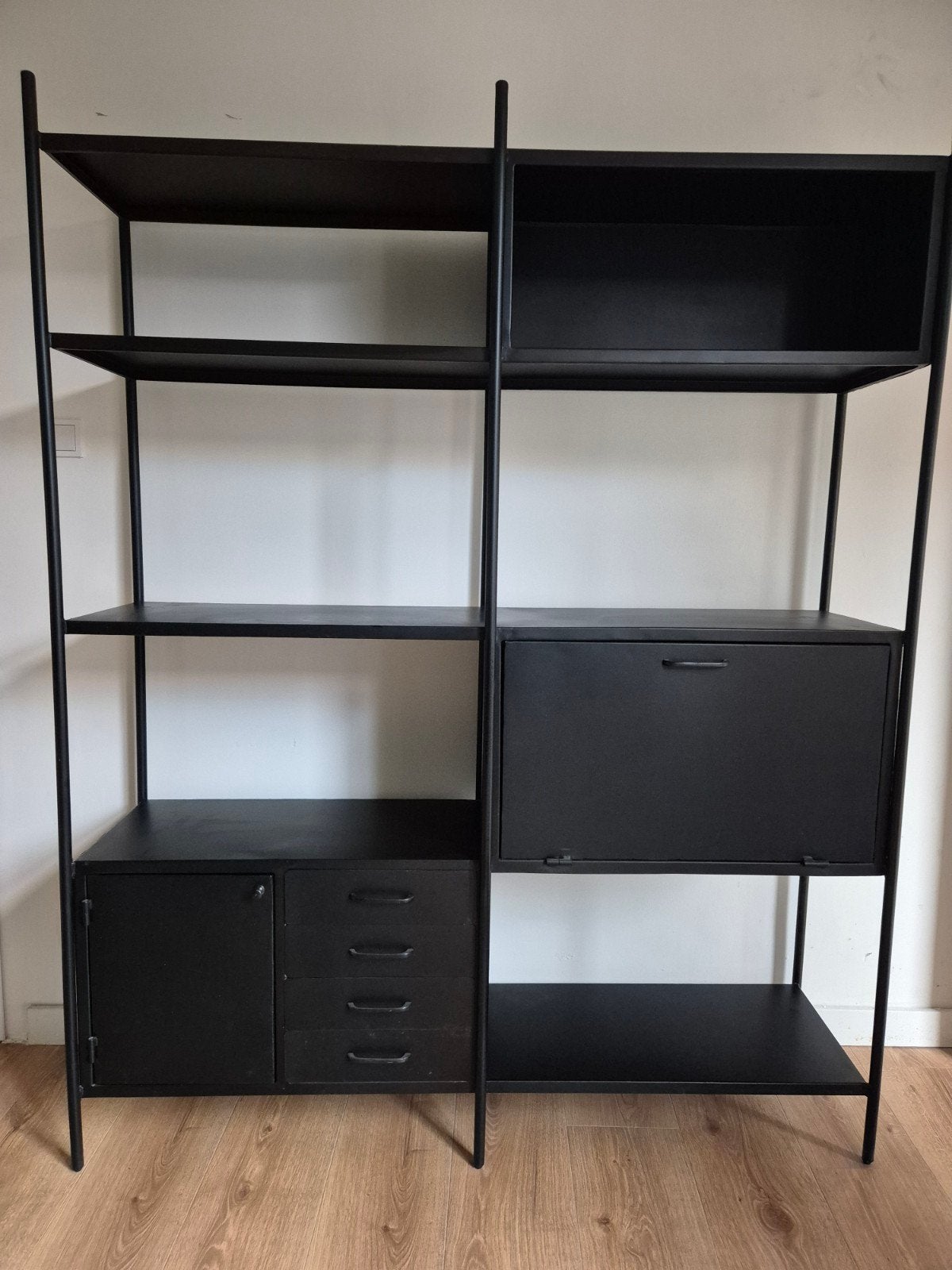Zwarte metalen kast 200x160x40 cm, Huis en Inrichting, Ophalen, Industrieel, Modern, Zo goed als nieuw, 200 cm of meer