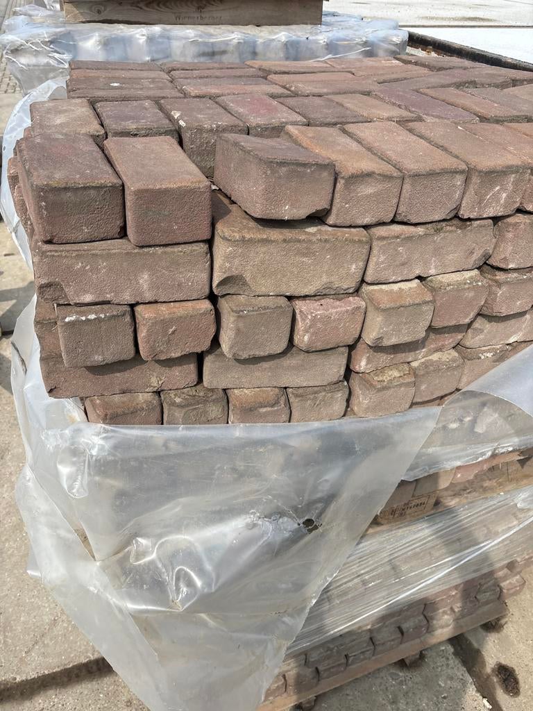 Gebruikte Klinkers - Rode Betonstenen voor Tuin/Oprit, Tuin en Terras, Gebruikt, Klinkers, Ophalen of Verzenden, 10 m² of meer