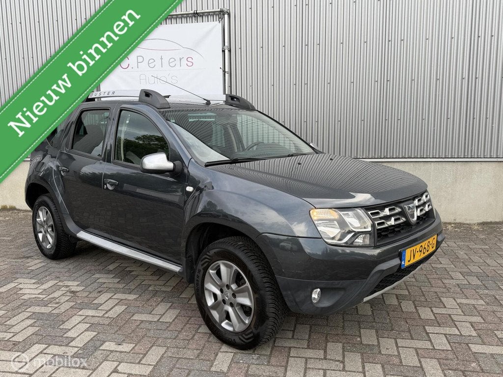 Dacia Duster 1.2 TCe 4x2 Prestige 2016 / Navigatie / Trekhaa, Gebruikt, Euro 6, Duster, 635 kg