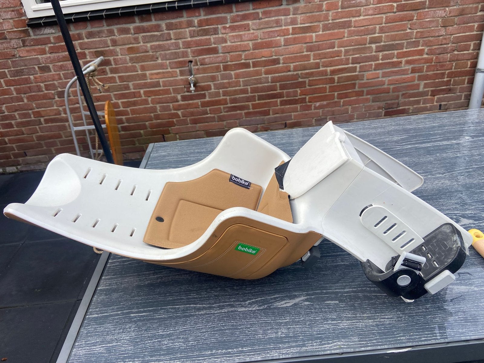 Bobike fietsstoeltje voor, wit met bruine bekleding, Ophalen, Voorzitje, 0 t/m 13 kg, Gebruikt