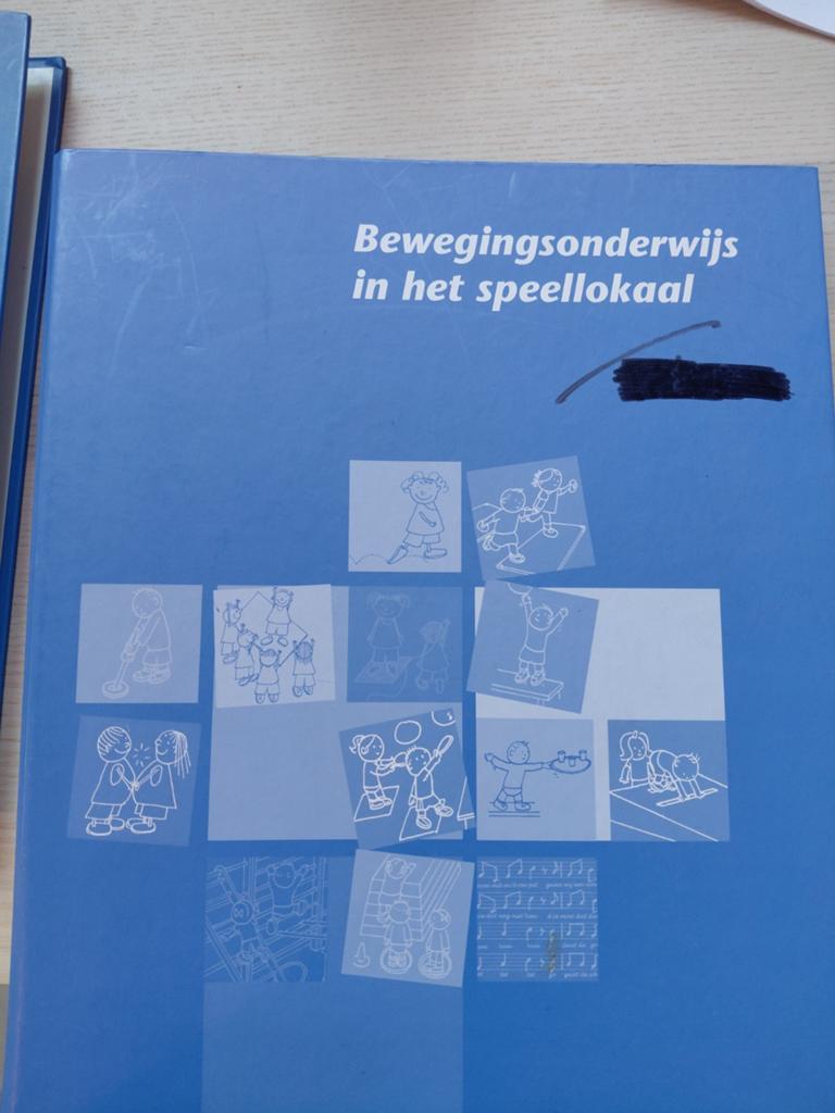 Bewegingsonderwijs in het speellokaal, Boeken, Kinderboeken | Baby's en Peuters, Ophalen of Verzenden