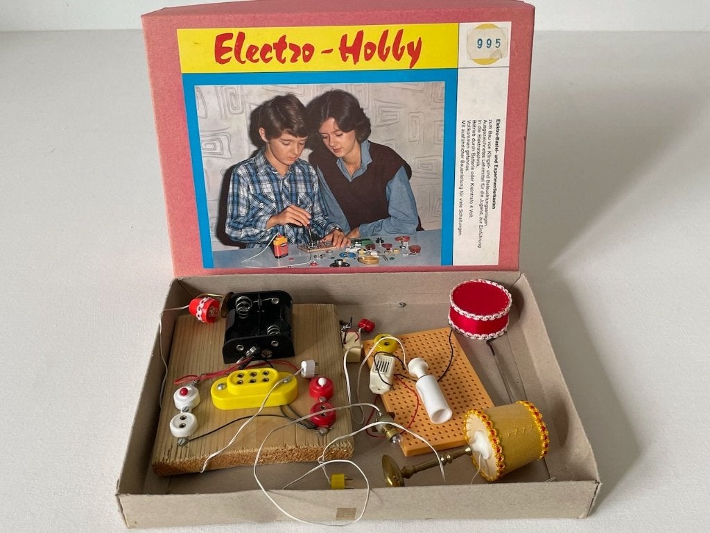 Kinder electro hobby speelgoed doos met extra's, Ophalen of Verzenden, Zo goed als nieuw, Knutselen, Met licht