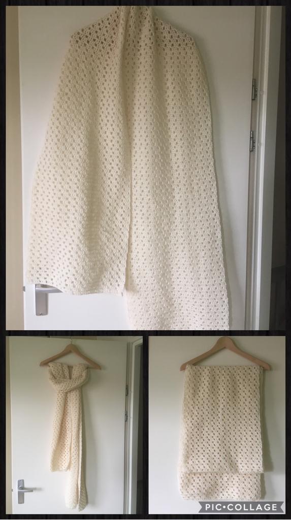 Stola sjaal voor over trouwjurk nieuw room wit, Ophalen of Verzenden, Nieuw, Wit, Trouwjurk