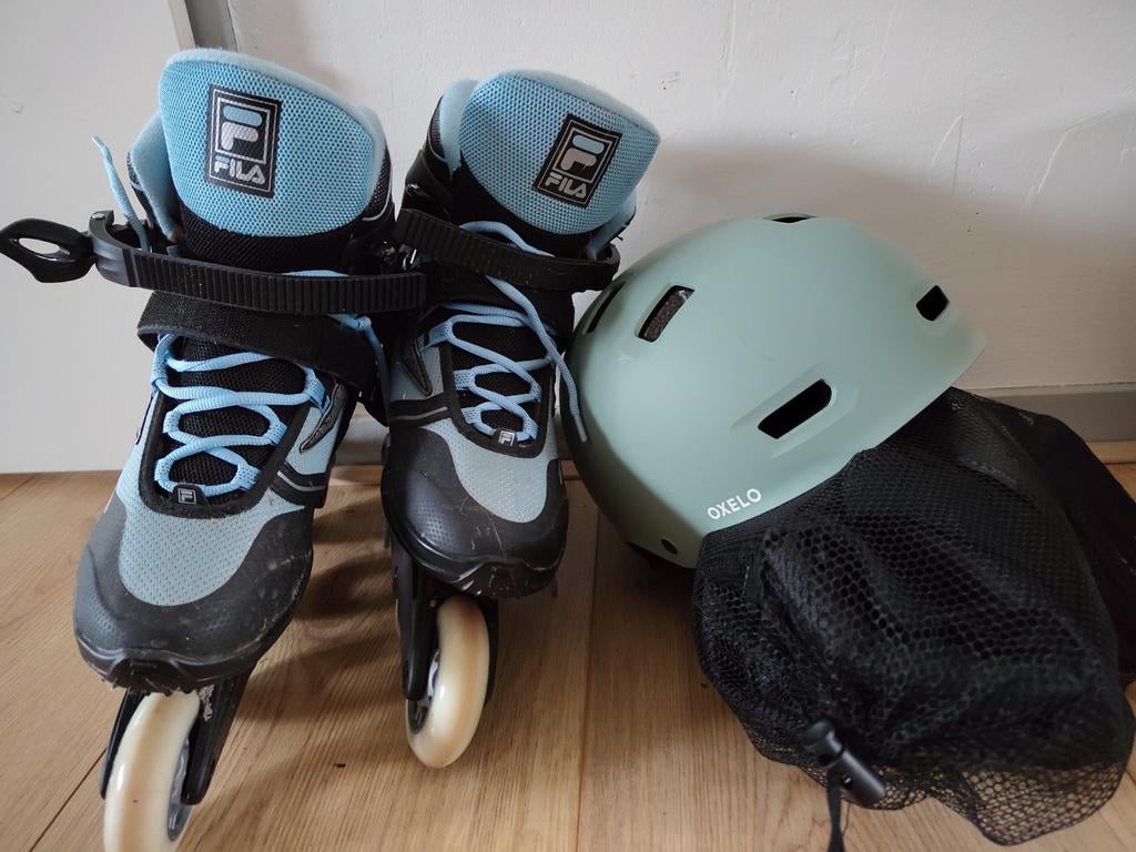 Skeelers (maat 40, valt als 39) met helm (M) en bescherming, Ophalen, Verstelbaar, Zo goed als nieuw, Bescherming