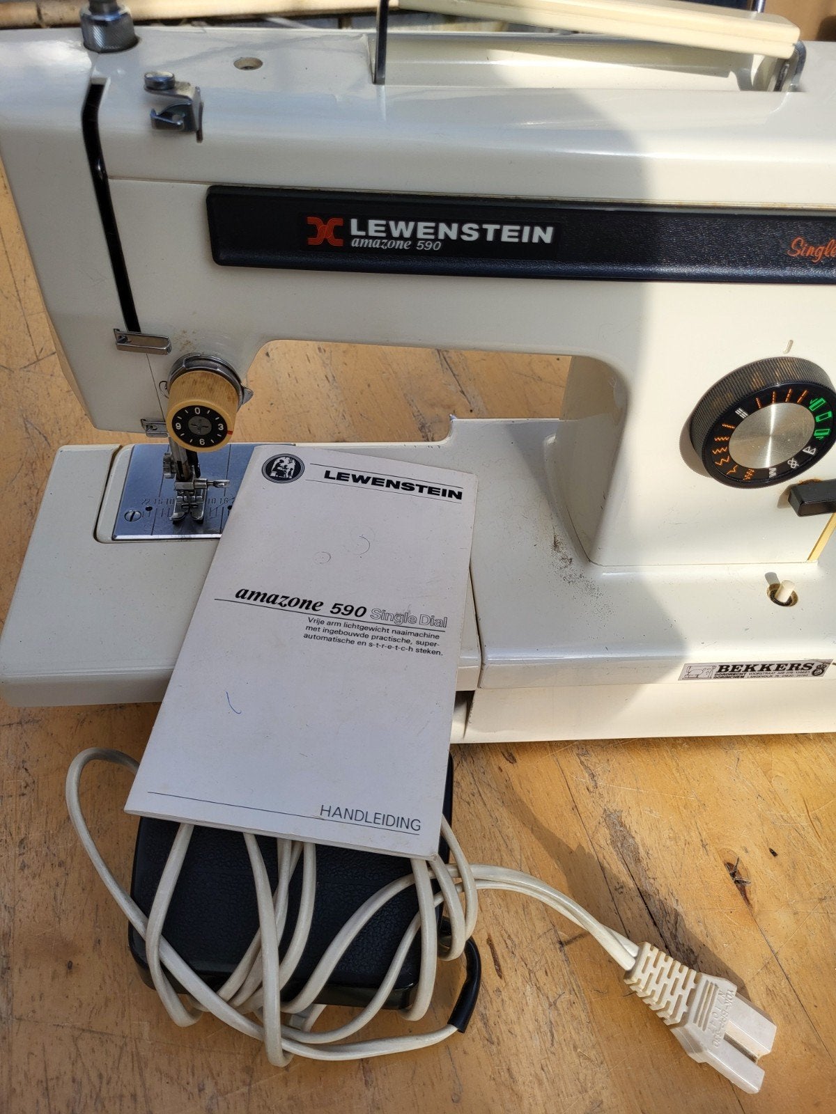 Lewenstein Amazone 590 elektrische naaimachine, Lewenstein, Gebruikt, Ophalen of Verzenden, Naaimachine