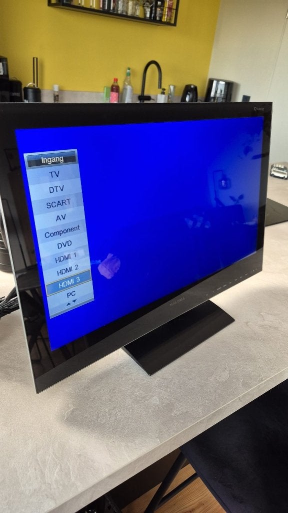 Salora 24 inch LED TV inclusief DVD speler, LED, 50 Hz, Zo goed als nieuw, 60 tot 80 cm