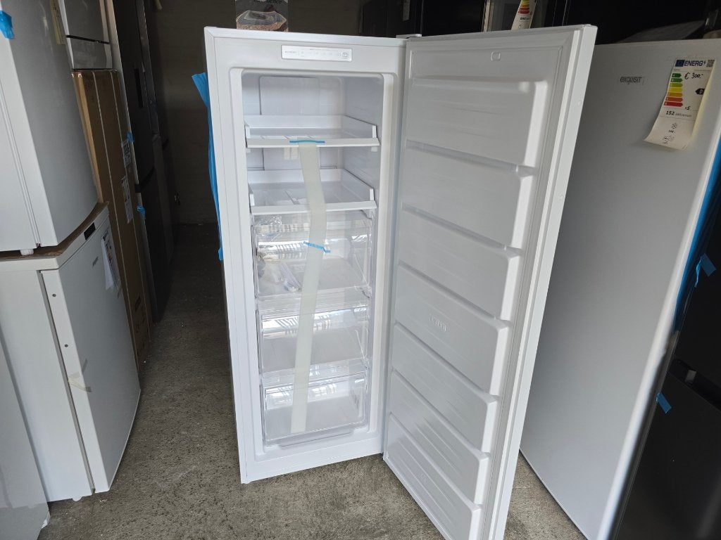 Nieuwe zeer zuinige no frost vrieskast 161 ltr H143 x B55, Vrieskast, Nieuw, Minder dan 60 cm, Ophalen of Verzenden