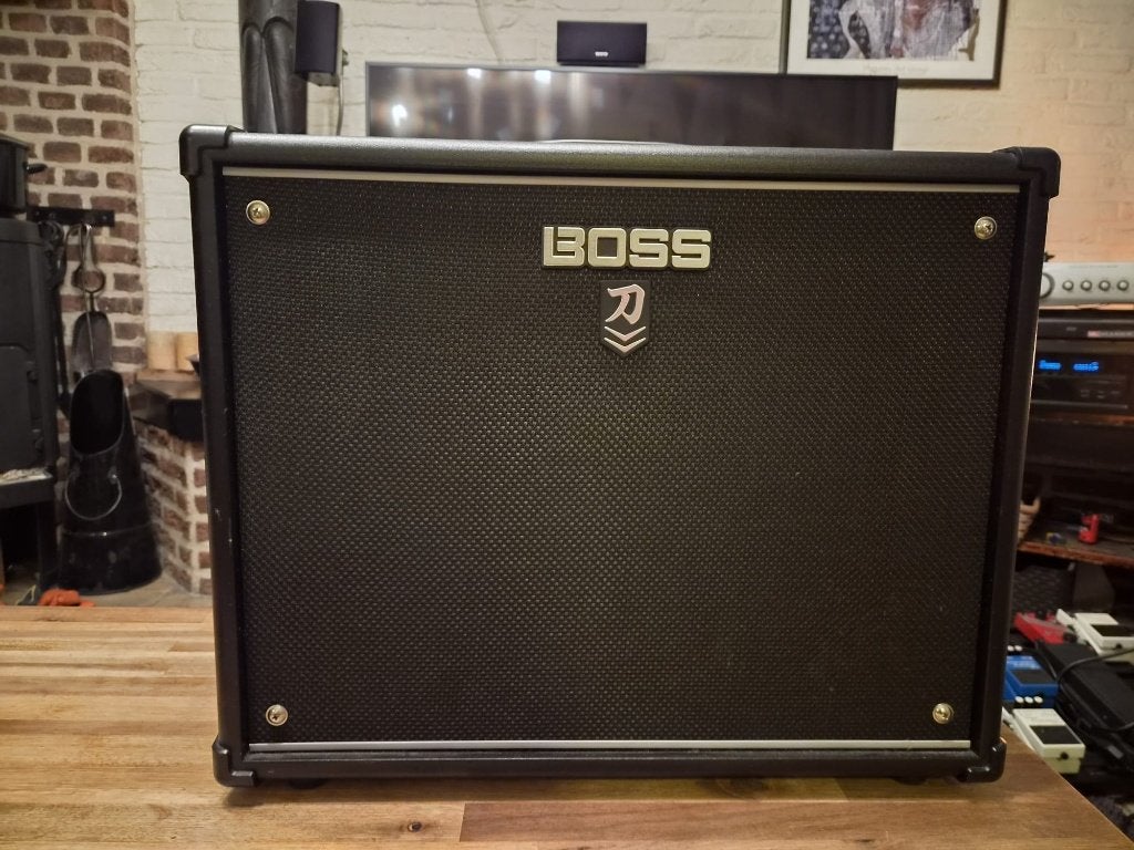 Boss Katana MK2 100W 1x12 Guitar Combo (In nieuwstaat), Muziek en Instrumenten, Ophalen, Zo goed als nieuw, Gitaar, 50 tot 100 watt
