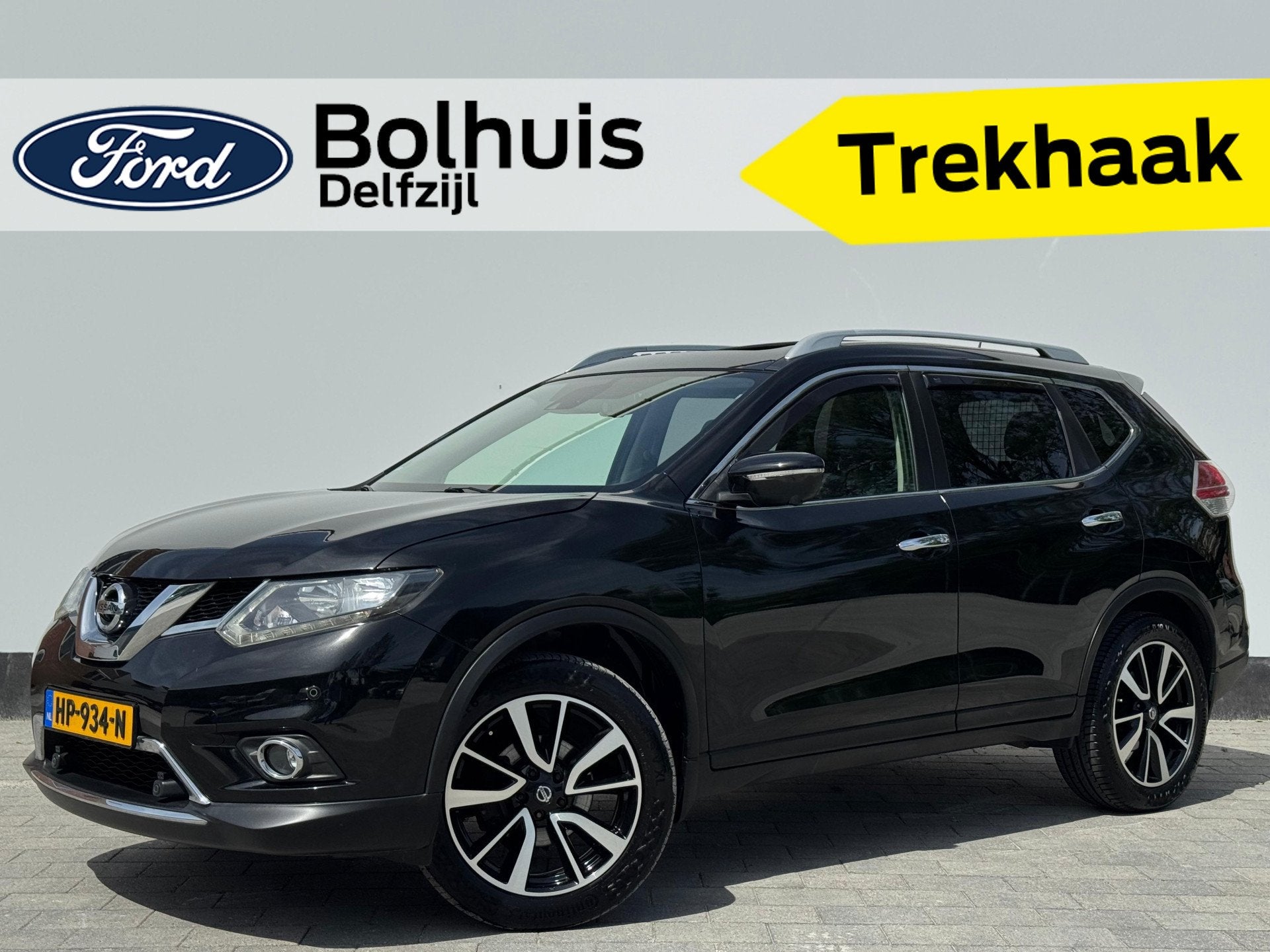 Nissan X-Trail 1.6 DIG-T Connect Edition | Panormadak | LED, Voorwielaandrijving, Euro 6, 4 cilinders, Zwart
