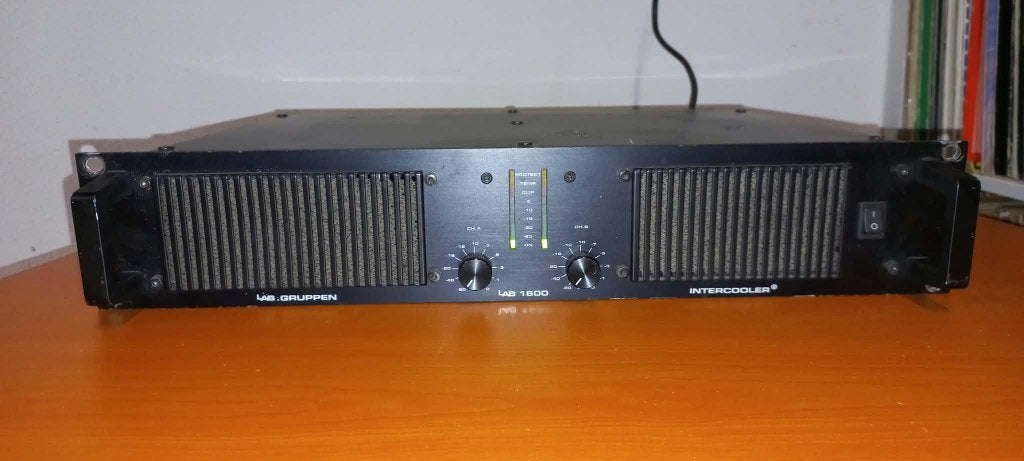 Lab Gruppen 1600 eindversterker amp versterker, Overige merken, Gebruikt, Ophalen of Verzenden, 120 watt of meer