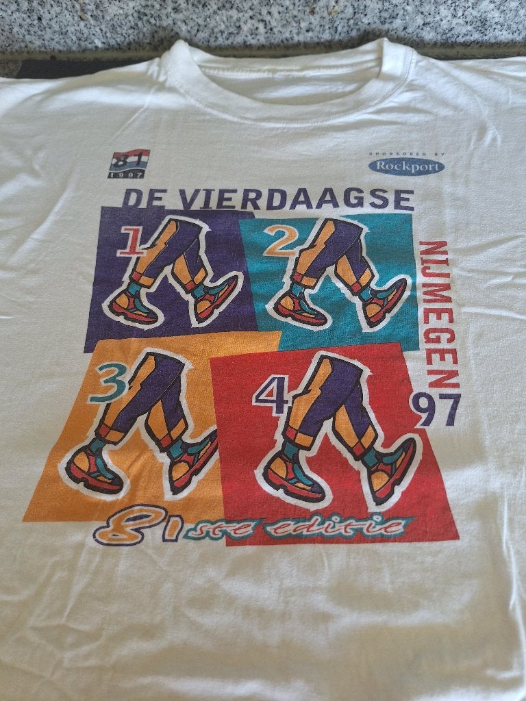 Uniek Vintage Vierdaagse Nijmegen T-shirt 1997 (Rockport) L, Maat 52/54 (L), Wit, Ophalen of Verzenden, Rockport