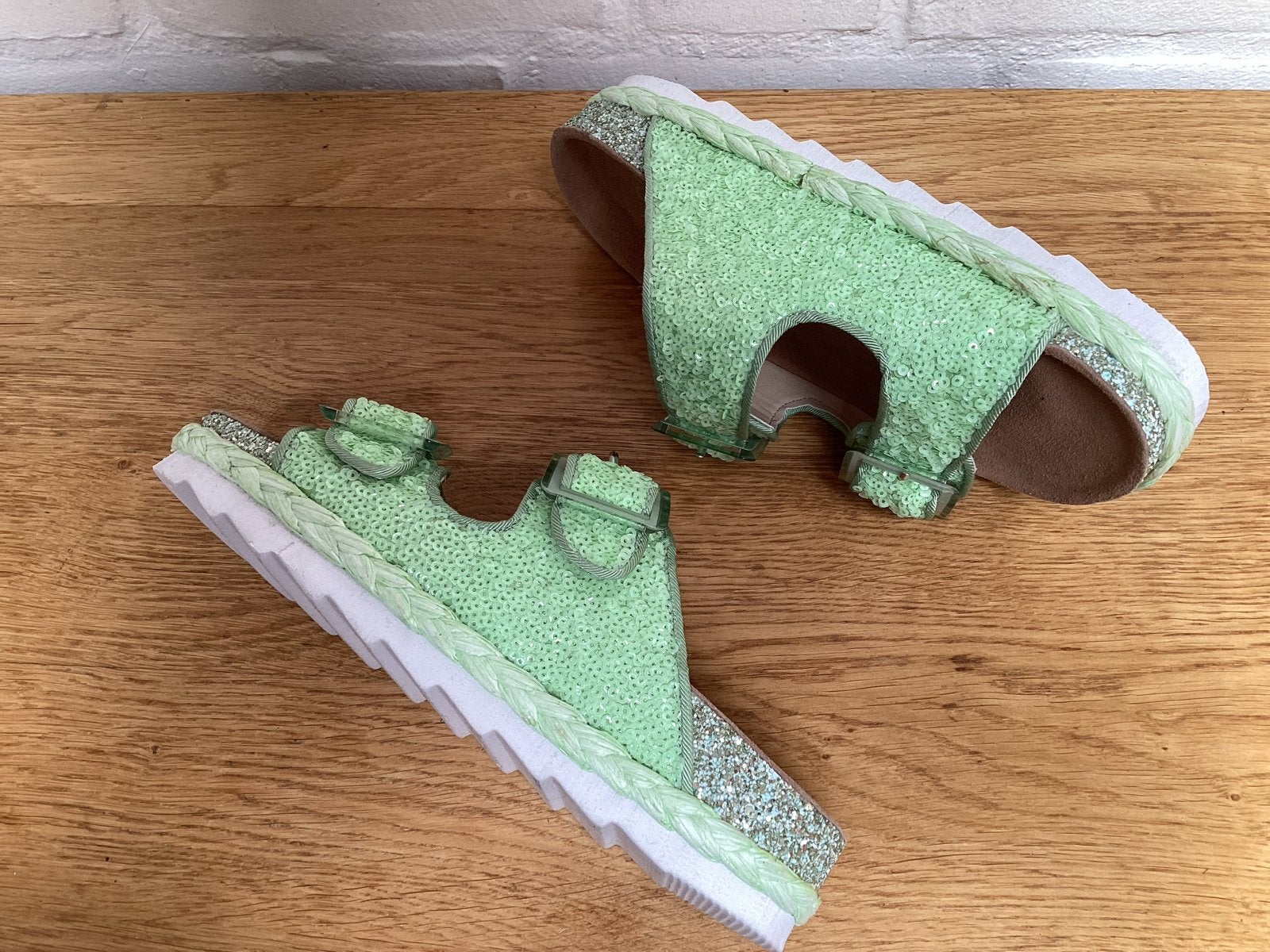 Colors California Slippers , maat 39, Slippers, Ophalen of Verzenden, Zo goed als nieuw, Groen