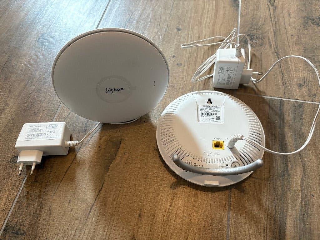 2 KPN Super Wifi punten, Computers en Software, WiFi-versterkers, Ophalen of Verzenden, Zo goed als nieuw, Kpn