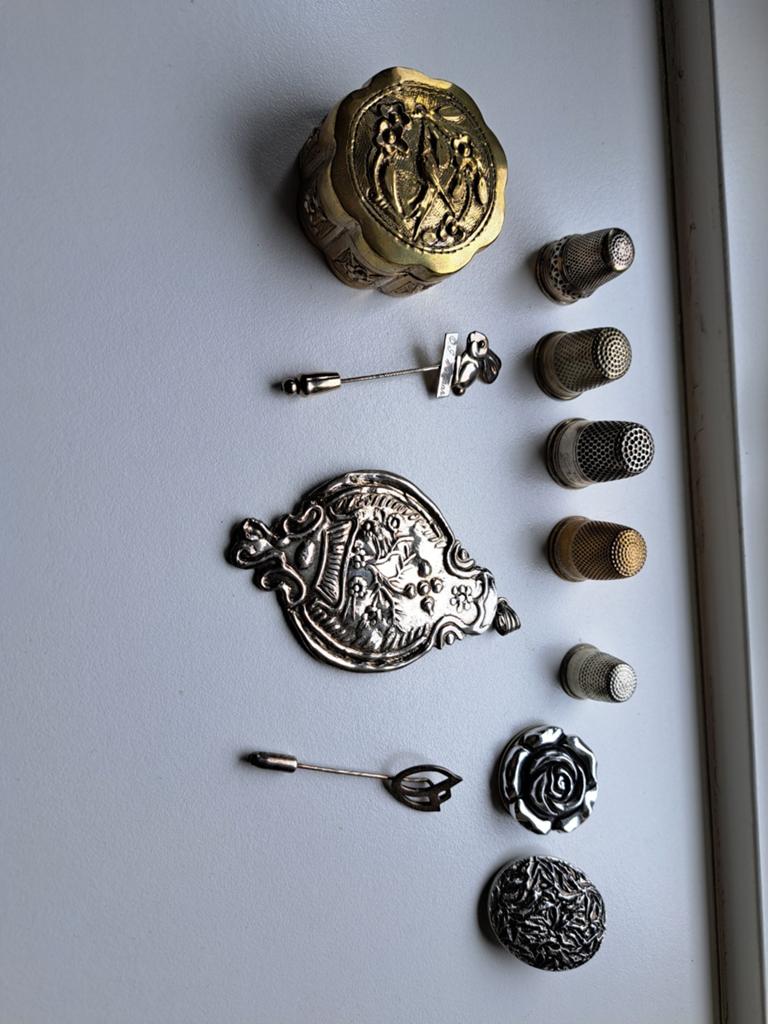 Diverse zilveren en verzilverde dingen., Antiek en Kunst, Ophalen of Verzenden