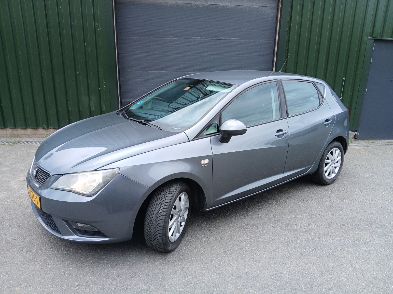 Seat Ibiza 1.2 TSI  2013 Grijs *Airco* goed onderhouden, Auto's, Voorwielaandrijving, Stof, 40 €/maand, Ibiza