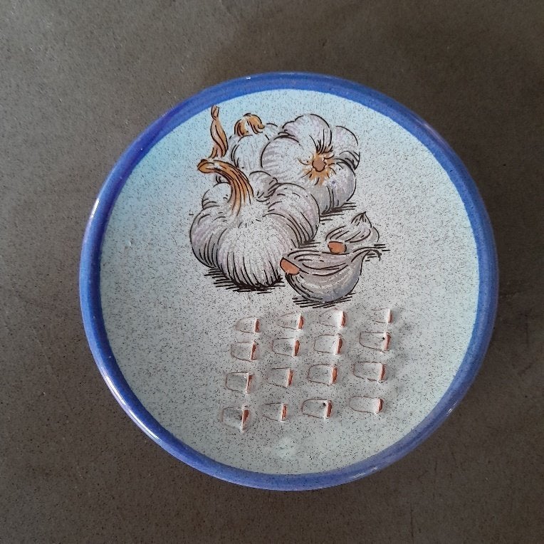Knoflook rasp-schaaltje, Overige typen, Ophalen of Verzenden, Zo goed als nieuw, Steen/keramiek