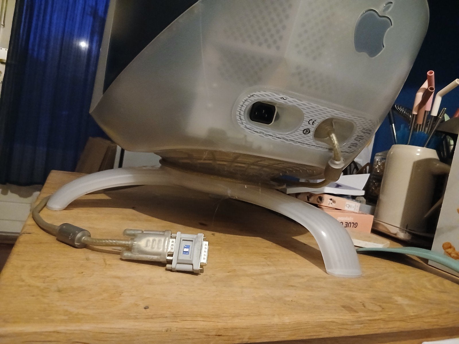 Foto 7 van Apple Studio Display 17-inch (M6496) - Vintage Monitor