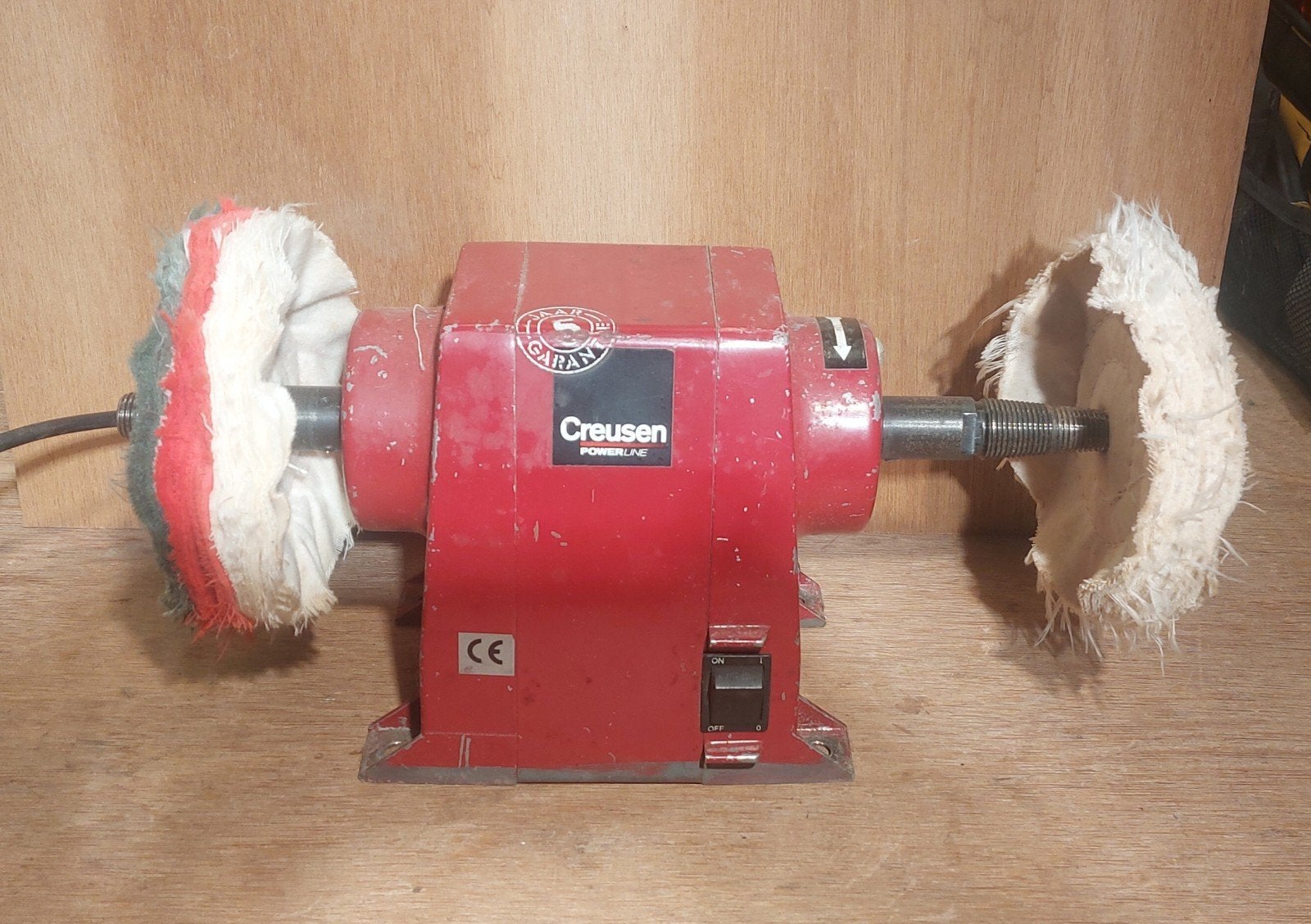 Creusen Powerline Werkbankslijpmach polijstmachineine met po, Ophalen of Verzenden, Gebruikt, Minder dan 700 watt, Werkbankslijpmachine