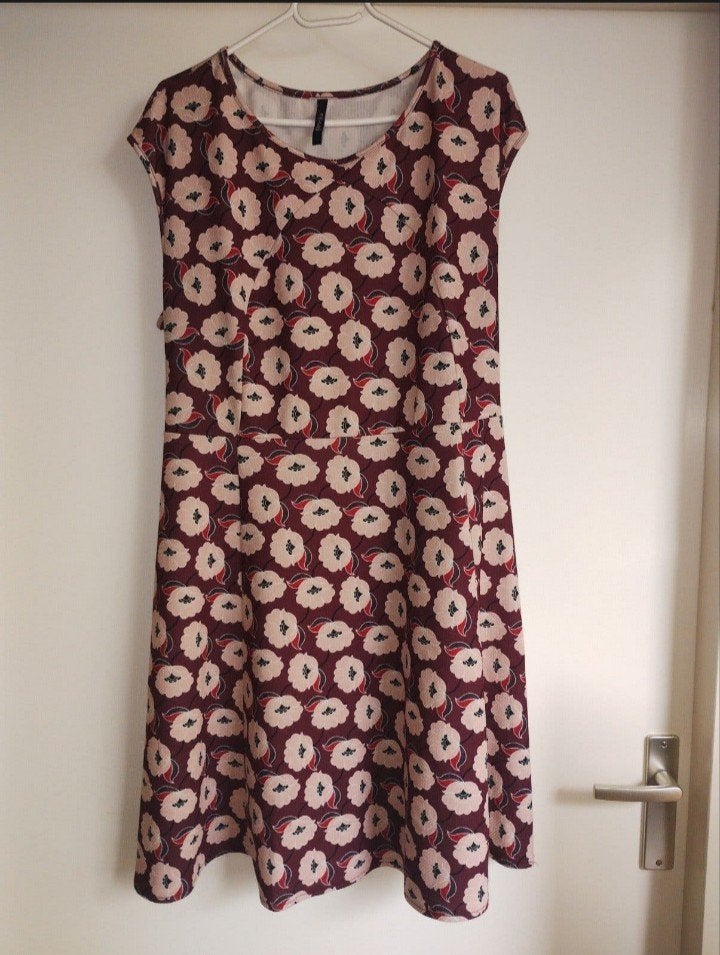 mooie Paprika jurk maat XL, Zwart, Maat 46/48 (XL) of groter, Ophalen of Verzenden, Zo goed als nieuw