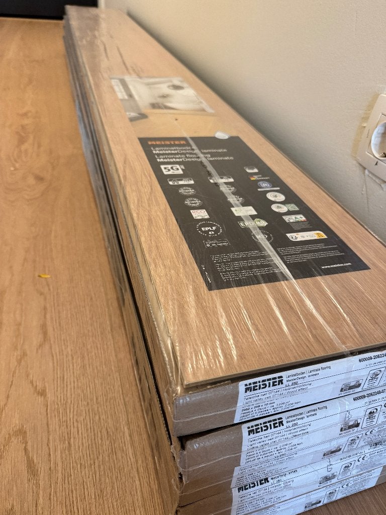Meister Laminaat Licht Eiken 10 m2 extra grote planken, Ophalen, Nieuw, 10 m² of meer, 10 tot 30 cm