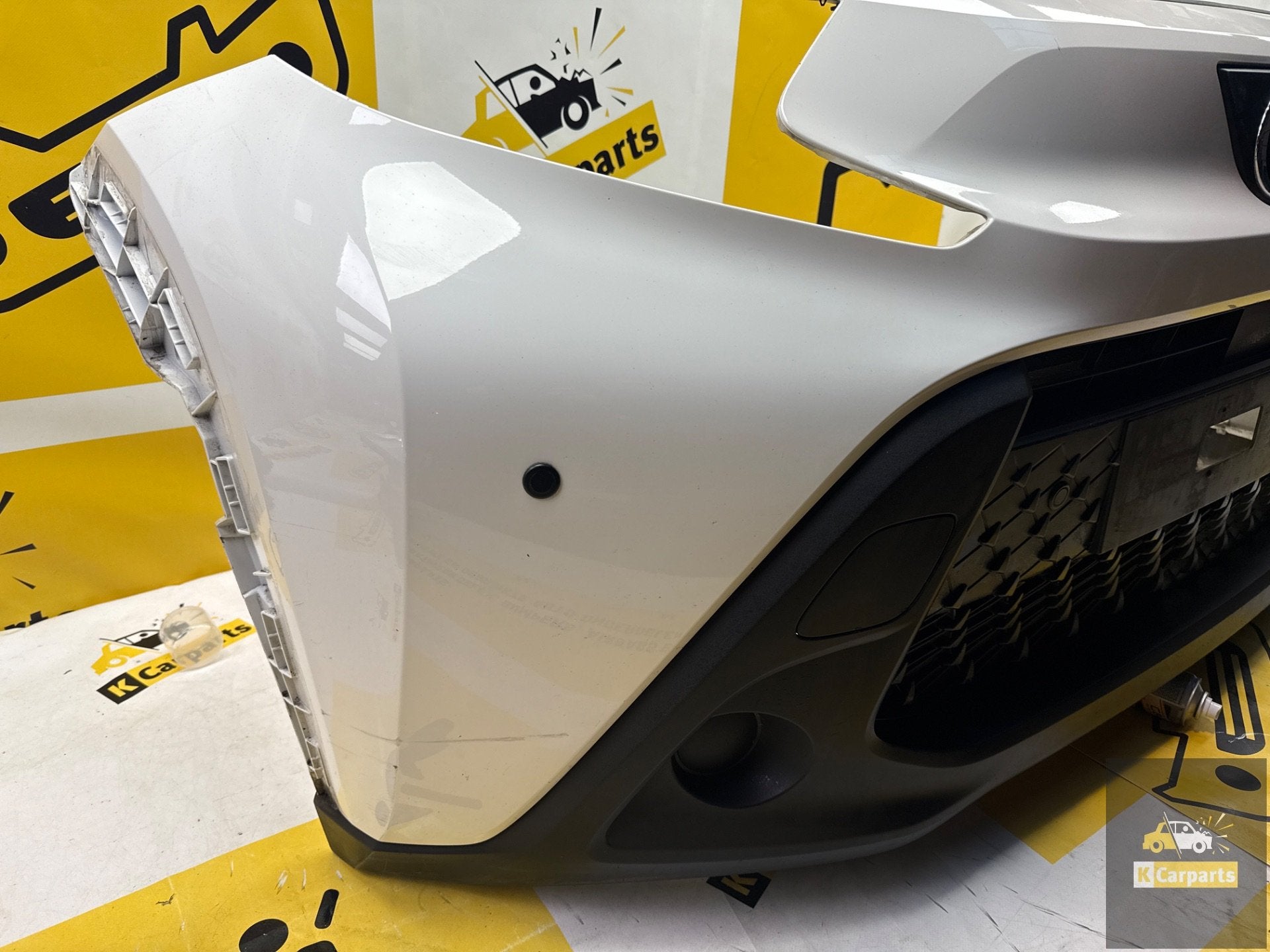 Toyota Aygo X voorbumper compleet, Info@toyota.co.jp, Gebruikt, Voor, Toyota Motor Corporation