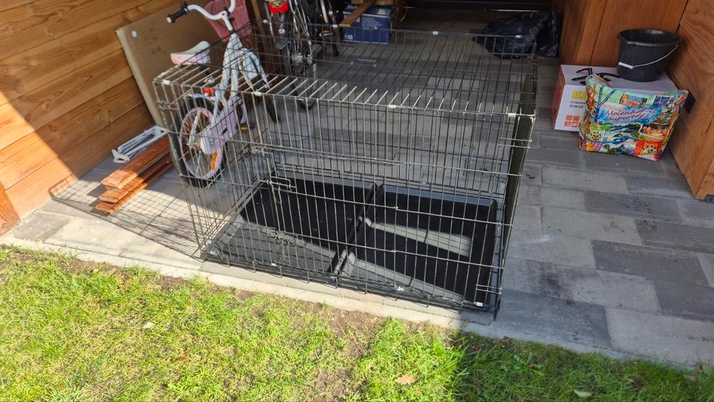 Mooie ruime bench voor grote tot zeer grote hond, Ophalen, Zo goed als nieuw
