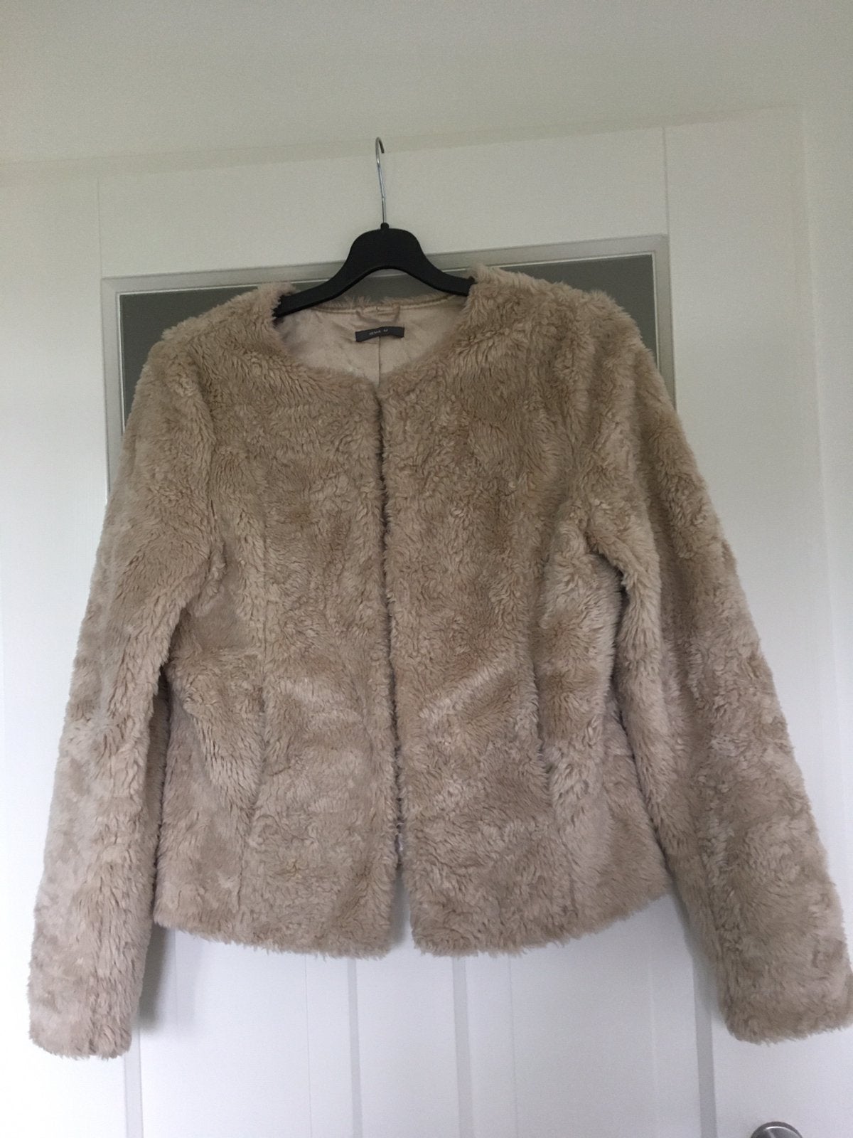 Teddy jas maat S/M, Ophalen of Verzenden, Zo goed als nieuw, Maat 38/40 (M), Beige