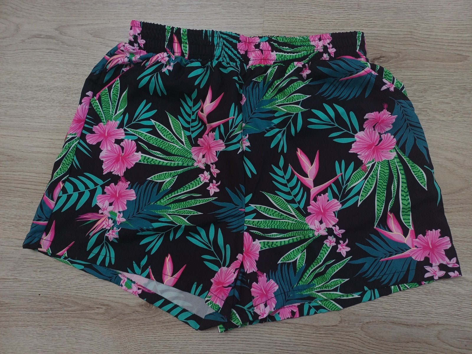 Shein Dames Kort Broekje Maat S met Tropische Print, Kort, Meerkleurig, Ophalen of Verzenden, Maat 36 (S)