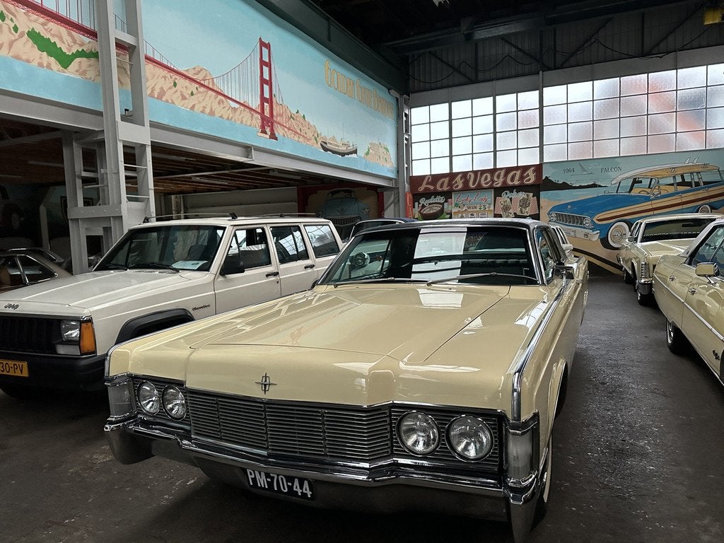 Lincoln Continental Coupe (bj 1968, automaat), Auto's, Oldtimers, Automaat, Achterwielaandrijving, Bedrijf, 6 stoelen