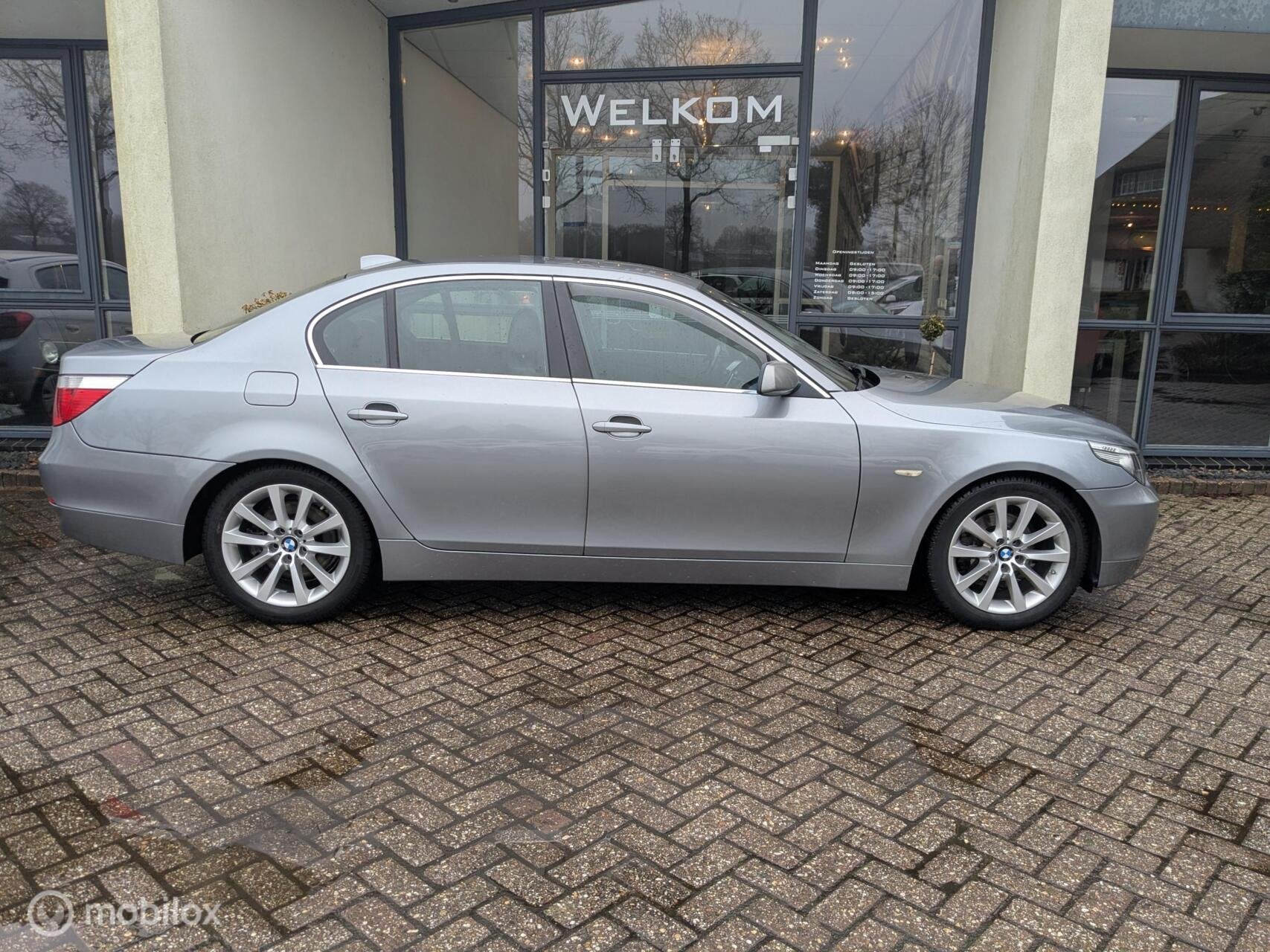 BMW 5-serie 525i Executive Adv.Lezen, Auto's, Automaat, Achterwielaandrijving, 2000 kg, Bedrijf