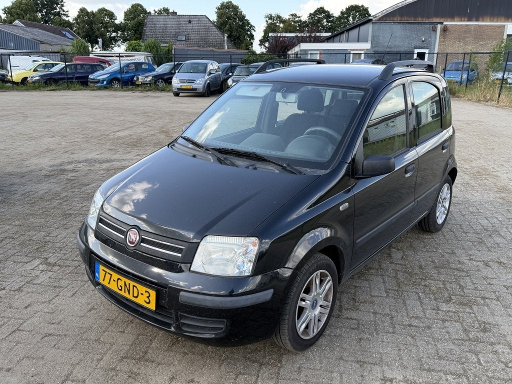 Fiat Panda 1.2 Young| AIRCO| LM VELGEN| NAP| ELEK PAKKET| 20, Auto's, Stof, Gebruikt, Metallic lak, Zwart