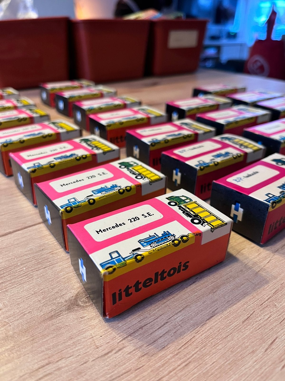 HEMA Litteltois 22 modelauto’s jaren 60 – originele doosjes, Ophalen of Verzenden