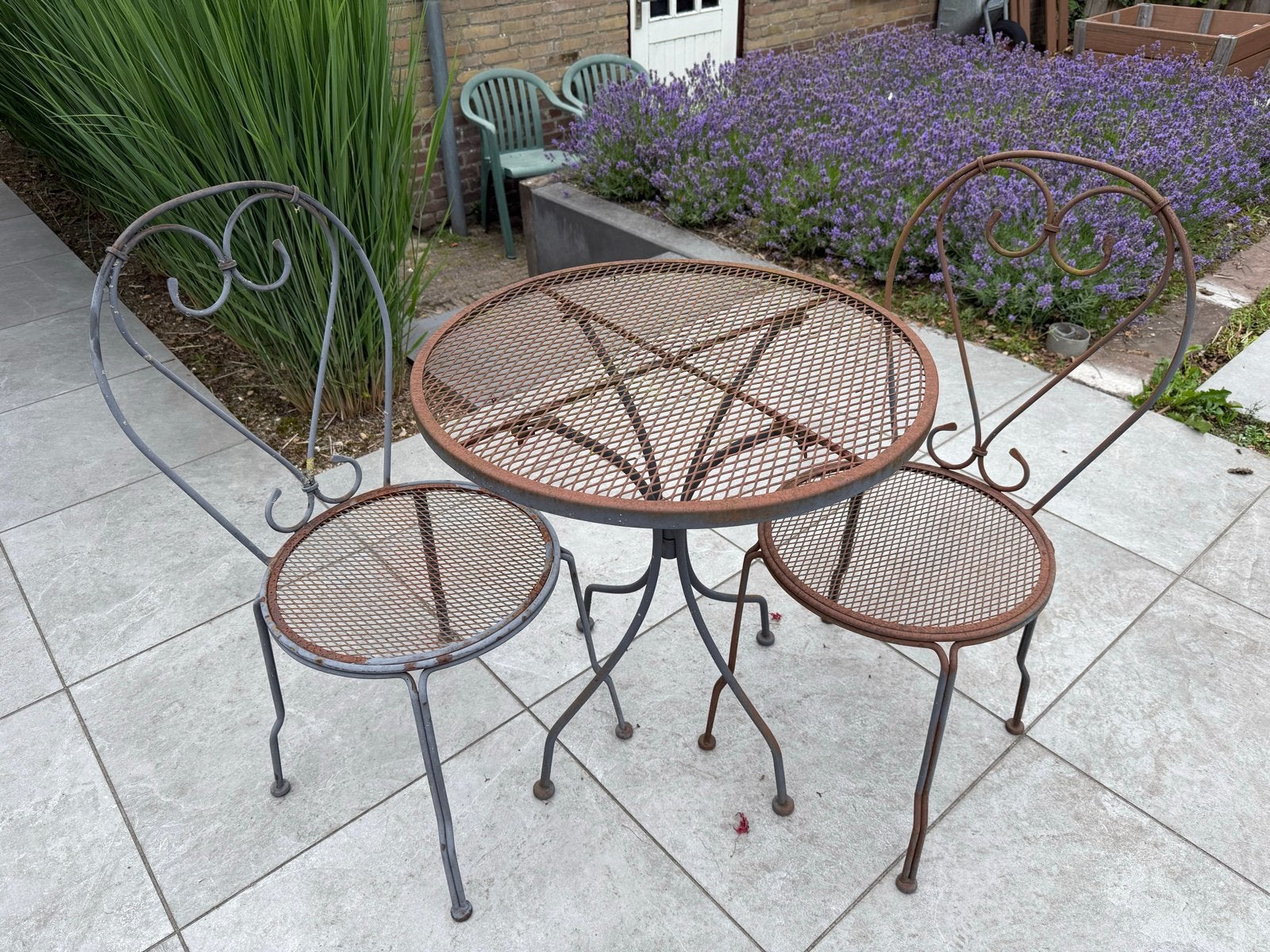 Bistro set: 2 stoelen en tafel, metaal, rond, Ophalen, Gebruikt, Rond, Metaal
